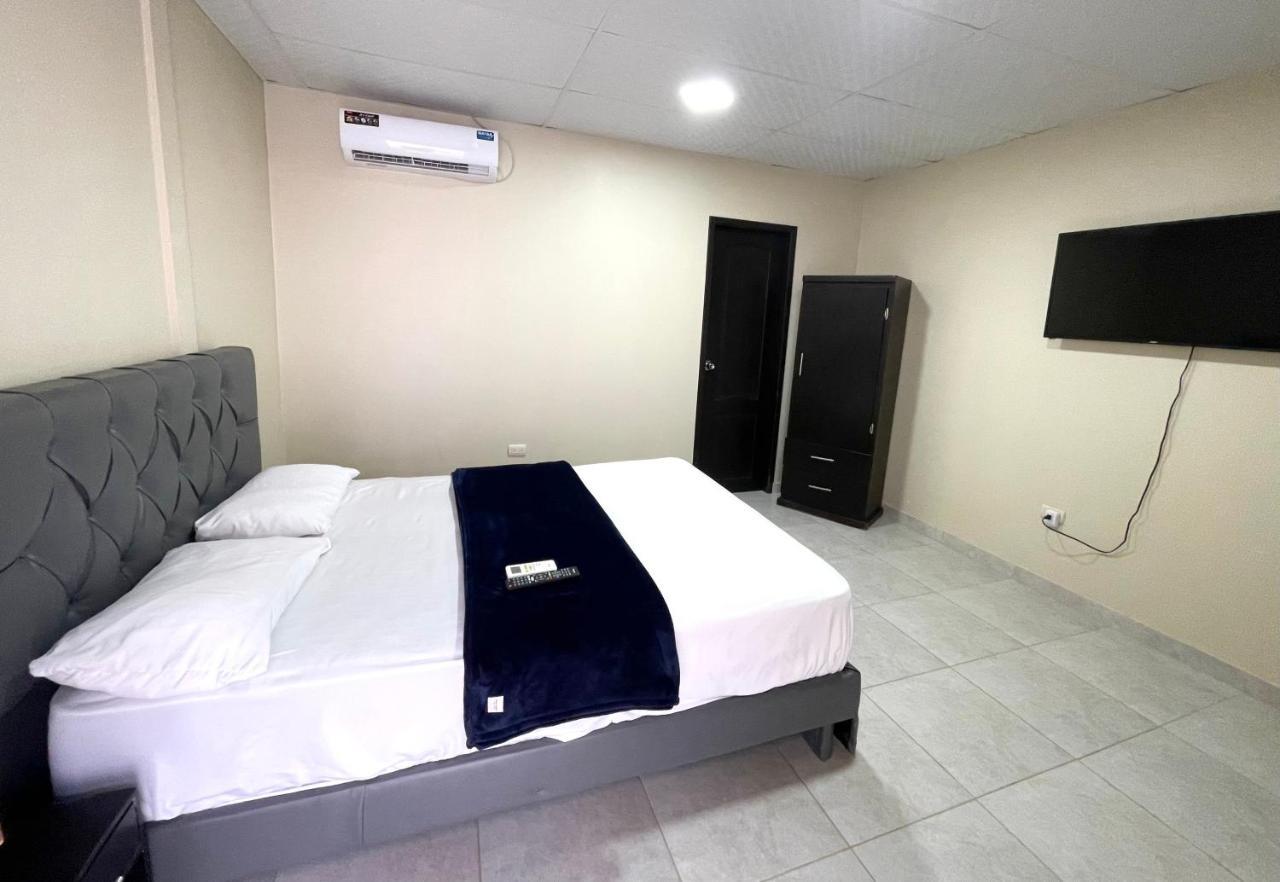 Hostal Tropicoco Hotel Playas Ngoại thất bức ảnh