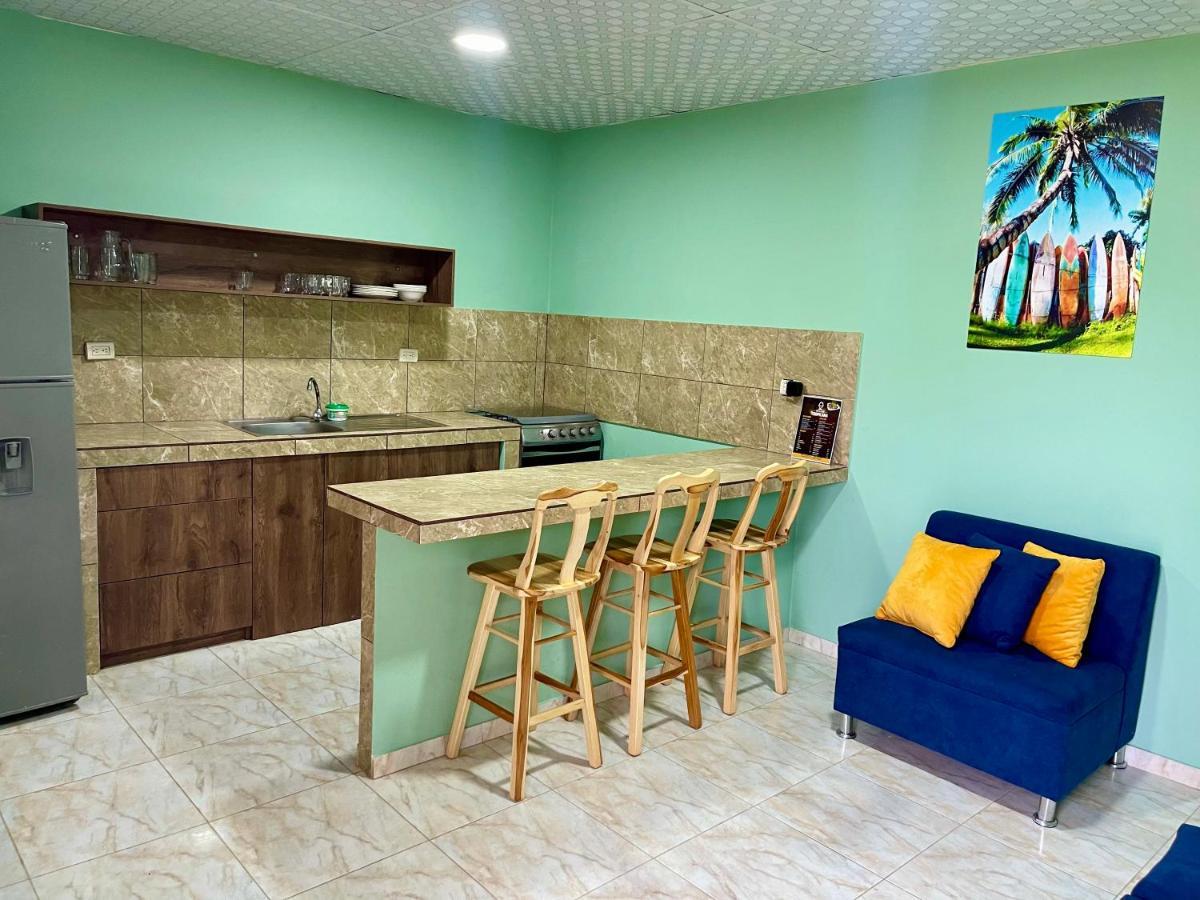 Hostal Tropicoco Hotel Playas Ngoại thất bức ảnh