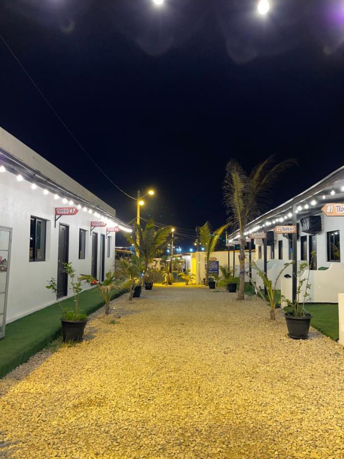 Hostal Tropicoco Hotel Playas Ngoại thất bức ảnh