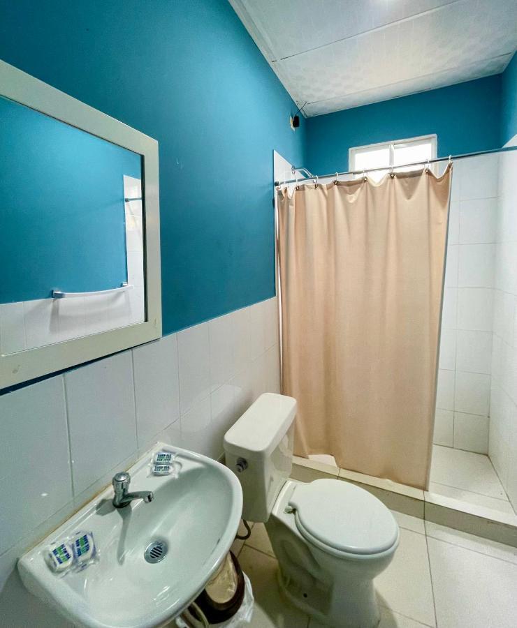 Hostal Tropicoco Hotel Playas Ngoại thất bức ảnh